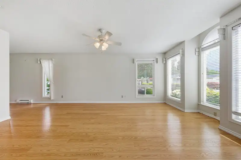 36 2345 CRANLEY DRIVE - photo 4 of 23