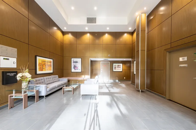 705 9133 HEMLOCK DRIVE - photo 3 of 25