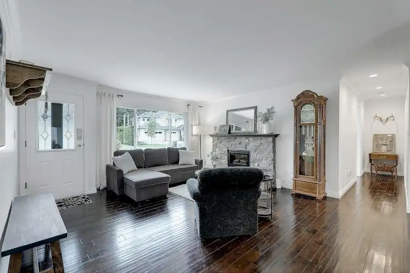 4046 205A STREET - photo 4 of 40