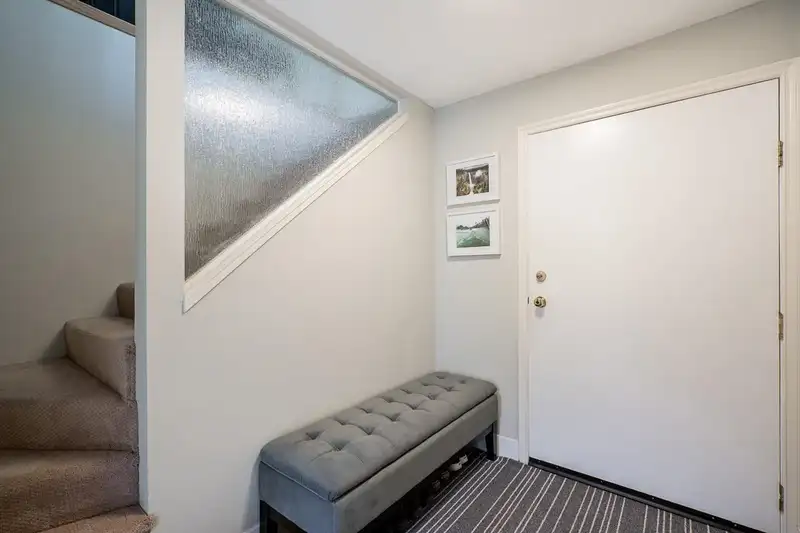 2602 HAWSER AVENUE - photo 3 of 40
