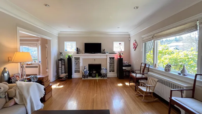 3090 DISCOVERY STREET - photo 4 of 25