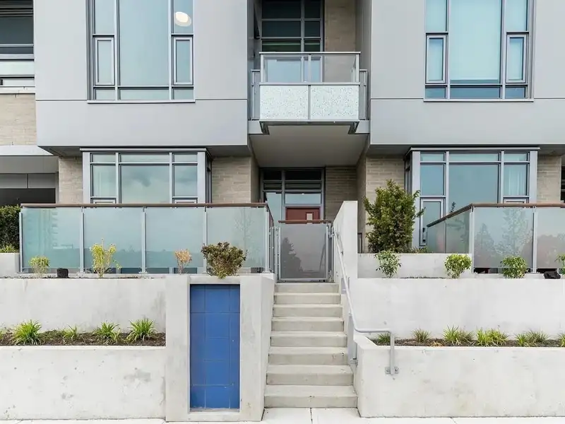 113 1500 FERN STREET - photo 2 of 4