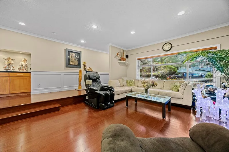 3152 LANCASTER PLACE - photo 4 of 25