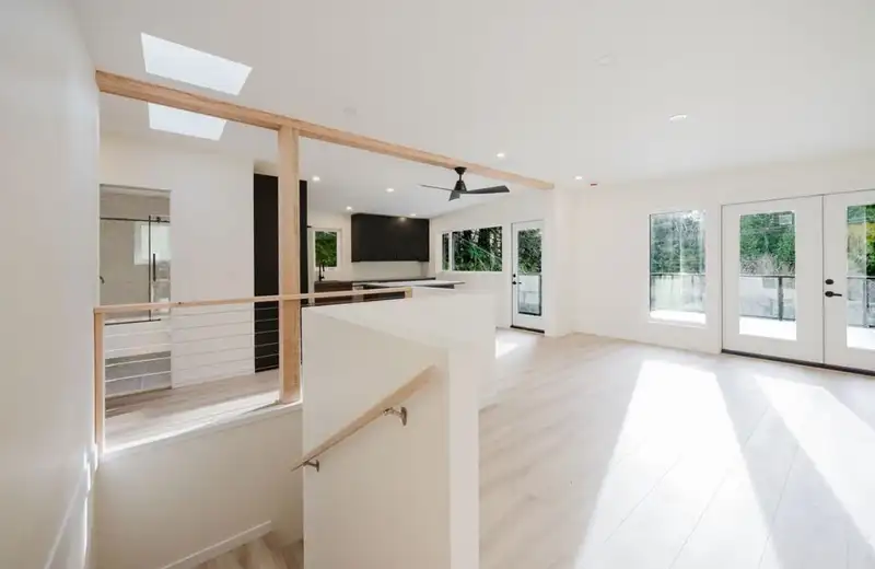 6960 SUNSHINE COAST HIGHWAY - photo 1 of 36