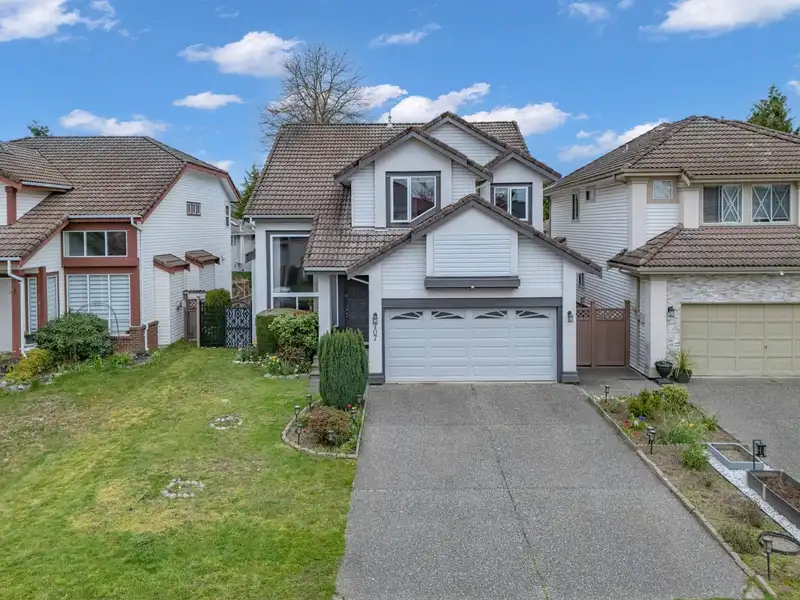 707 OMINECA AVENUE - photo 1 of 40