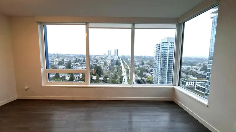 1905 8189 CAMBIE STREET - photo 3 of 30