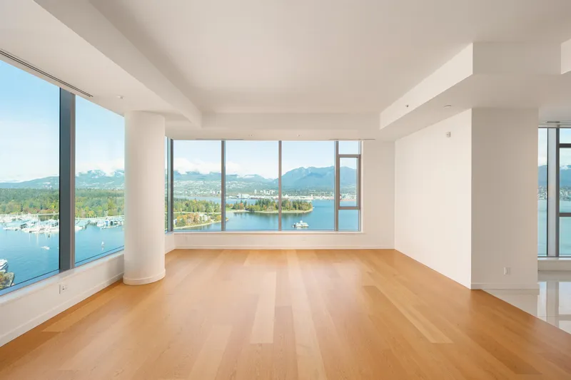 2601 277 THURLOW STREET - photo 3 of 25