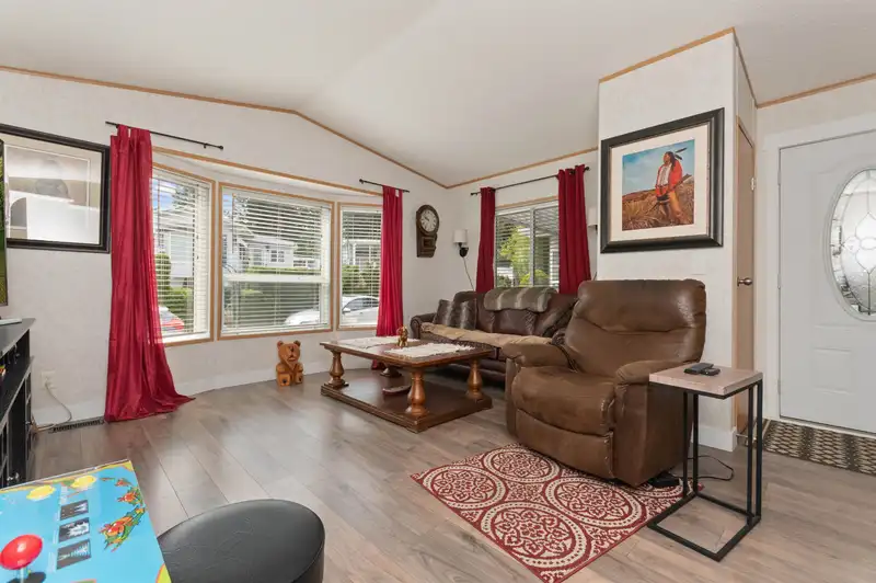 46 24330 FRASER HIGHWAY - photo 3 of 40