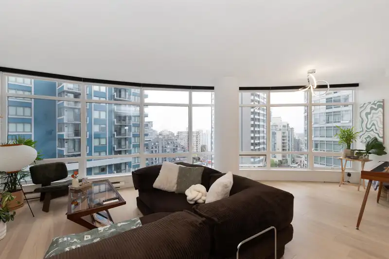 1203 1200 ALBERNI STREET - photo 3 of 20