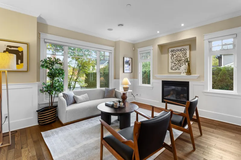 3895 W 23RD AVENUE - photo 4 of 25