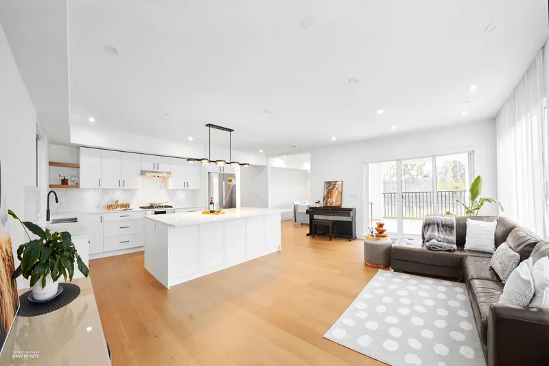 23962 120B AVENUE - photo 3 of 25