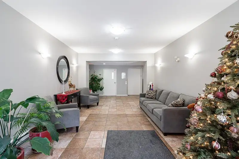 103 22233 RIVER ROAD - photo 4 of 39