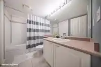 208 5355 BOUNDARY ROAD - thumbnail 10