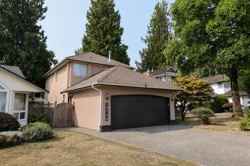 16132 109A AVENUE - photo 2 of 25
