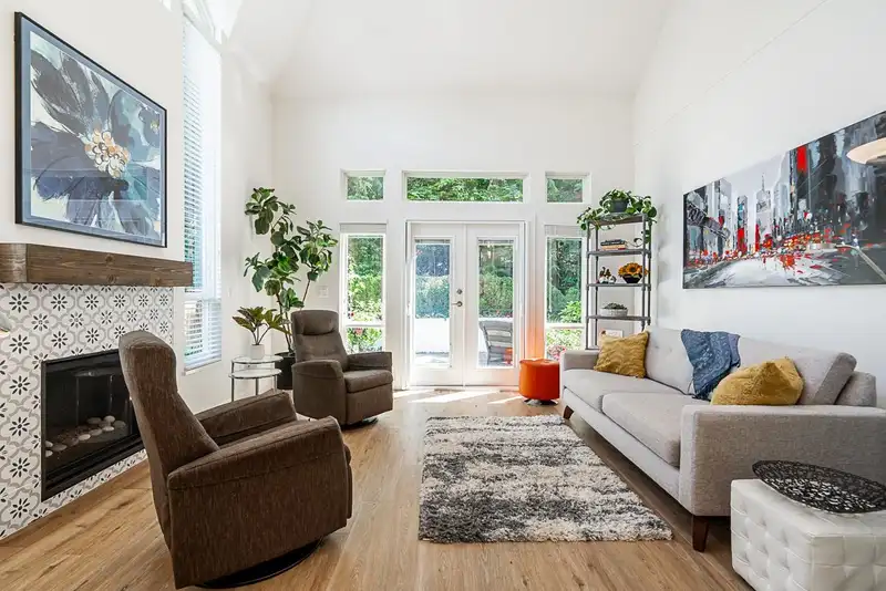 9 2168 150A STREET - photo 3 of 31