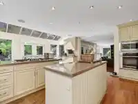 13556 18 AVENUE - thumbnail 17