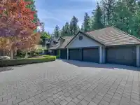 13556 18 AVENUE - thumbnail 4