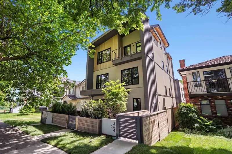 2 364 E 23RD AVENUE - photo 1 of 34