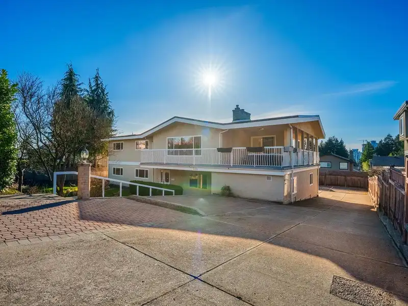 2171 SPERLING AVENUE - photo 2 of 26