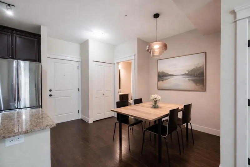 203 19530 65 AVENUE - photo 4 of 15