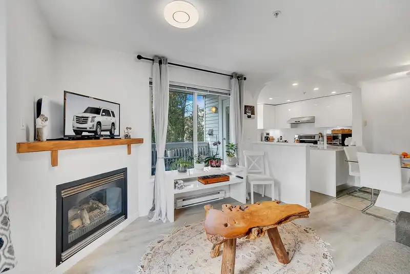 307 1111 LYNN VALLEY ROAD - photo 4 of 32
