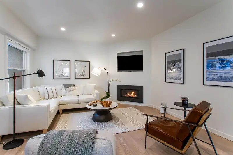 1829 W 13TH AVENUE - photo 2 of 26