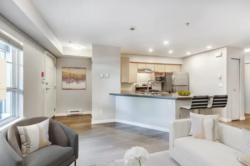 650 W 7TH AVENUE - photo 3 of 15
