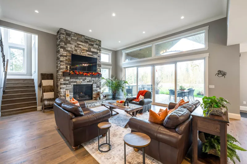 22801 8 AVENUE - photo 3 of 25