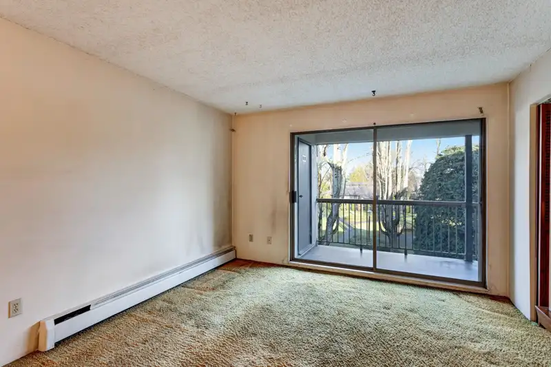 208 7631 STEVESTON HIGHWAY - photo 4 of 40