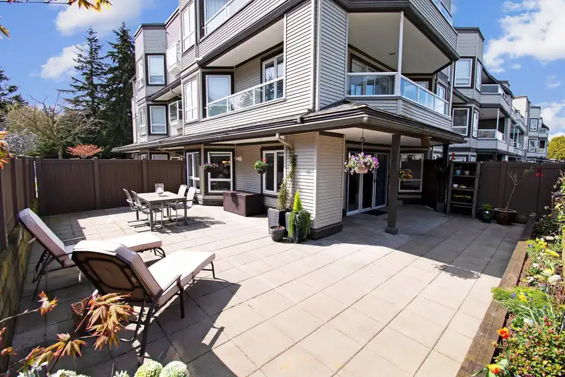 107 1840 E SOUTHMERE CRESCENT - photo 1 of 23