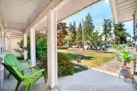 5962 49A AVENUE - thumbnail 3