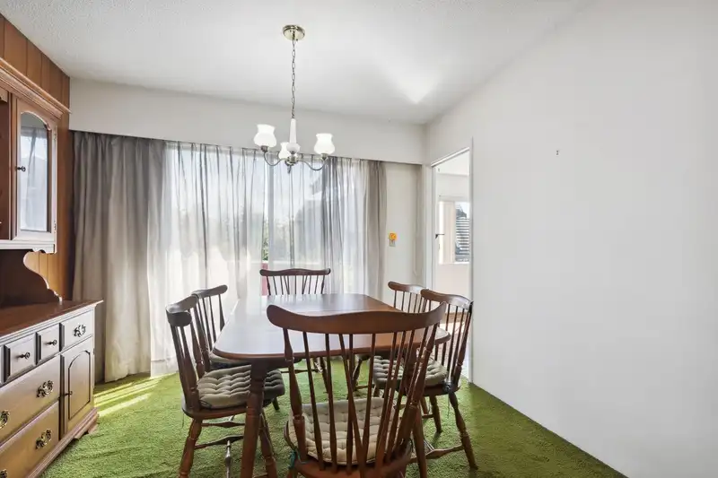 6040 DREWRY CRESCENT - photo 4 of 18