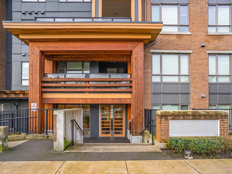 410 721 ANSKAR COURT - photo 2 of 25