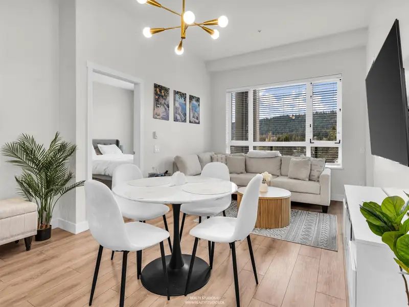 410 721 ANSKAR COURT - photo 4 of 25