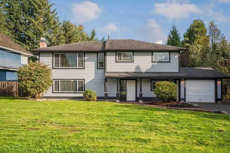 8892 TRATTLE STREET - photo 1 of 40