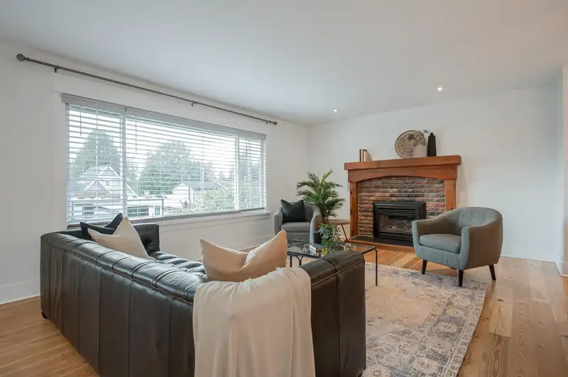 8892 TRATTLE STREET - photo 2 of 40