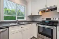 7665 SAPPHIRE DRIVE - thumbnail 15