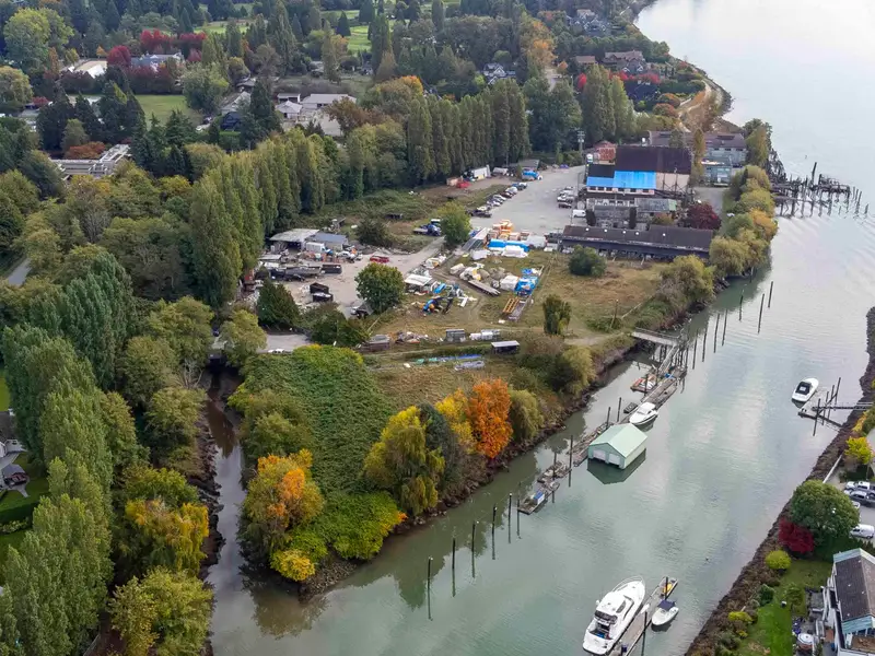 7520 BALACLAVA STREET - photo 2 of 12