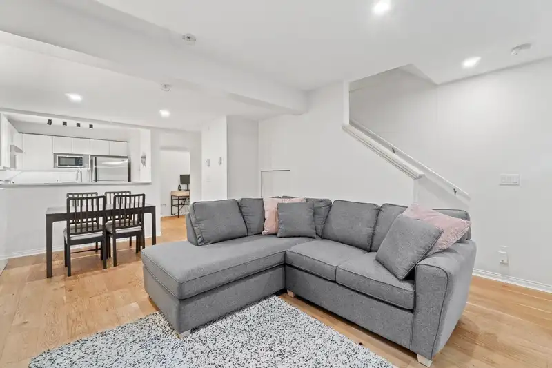 12 2375 W BROADWAY - photo 2 of 28