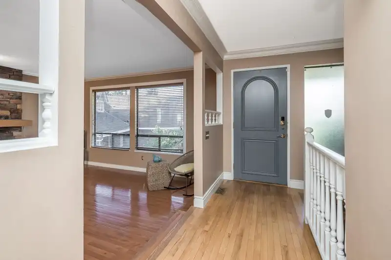 1809 JUNIPER PLACE - photo 3 of 39