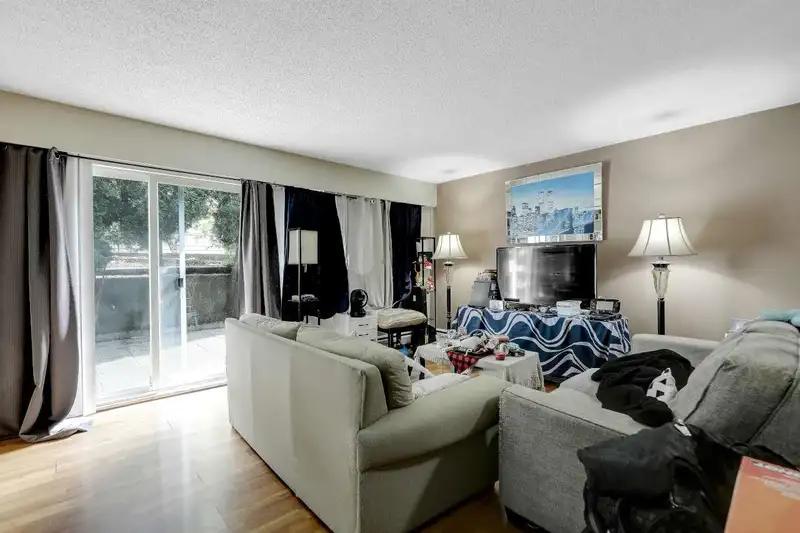 69 9374 122 STREET - photo 1 of 34