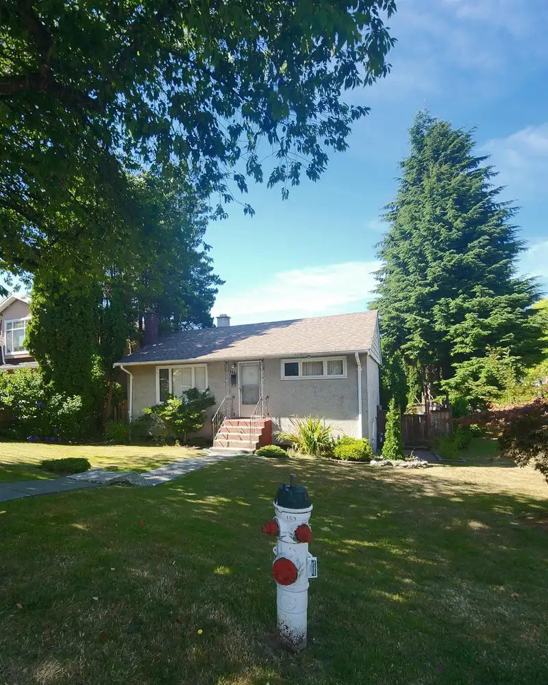 6291 DICKENS STREET - photo 3 of 15