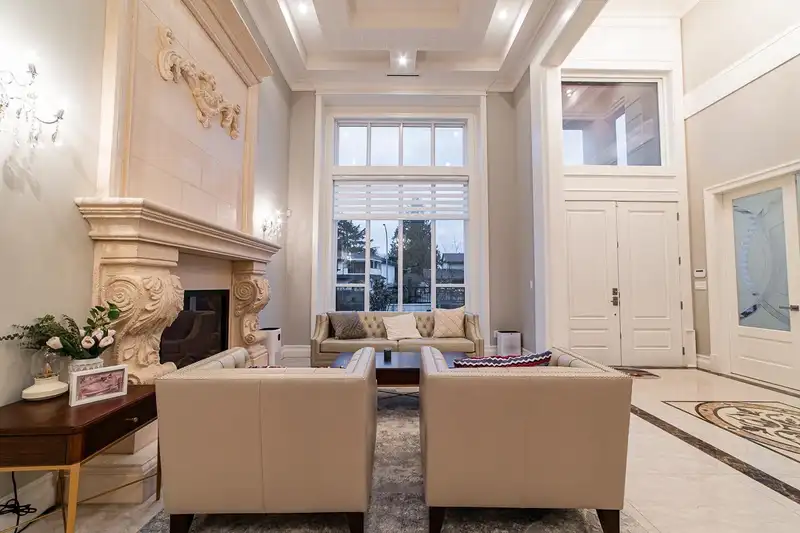 8280 ROSEHILL DRIVE - photo 4 of 6