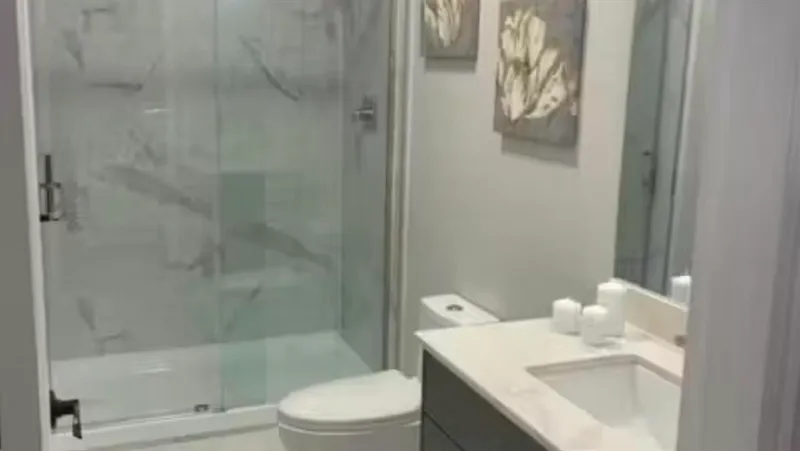 617 10661 137A STREET - photo 4 of 12