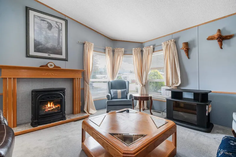 76 6035 VEDDER ROAD - photo 3 of 25