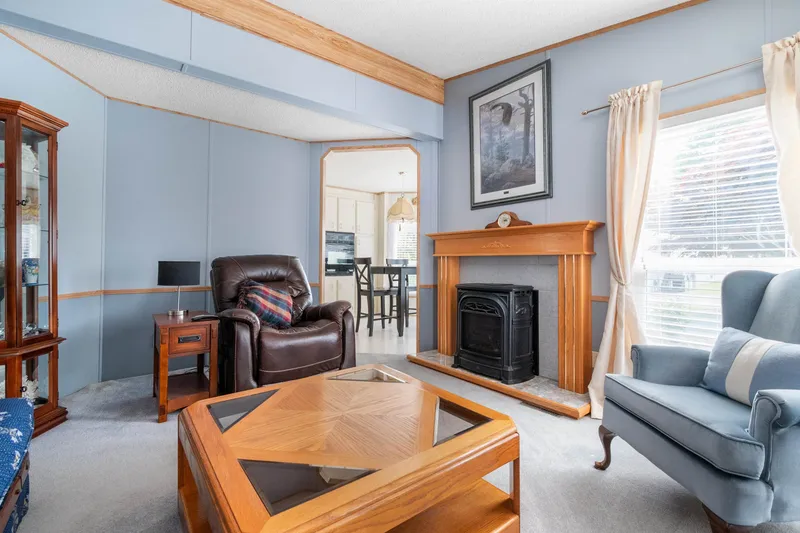 76 6035 VEDDER ROAD - photo 4 of 25