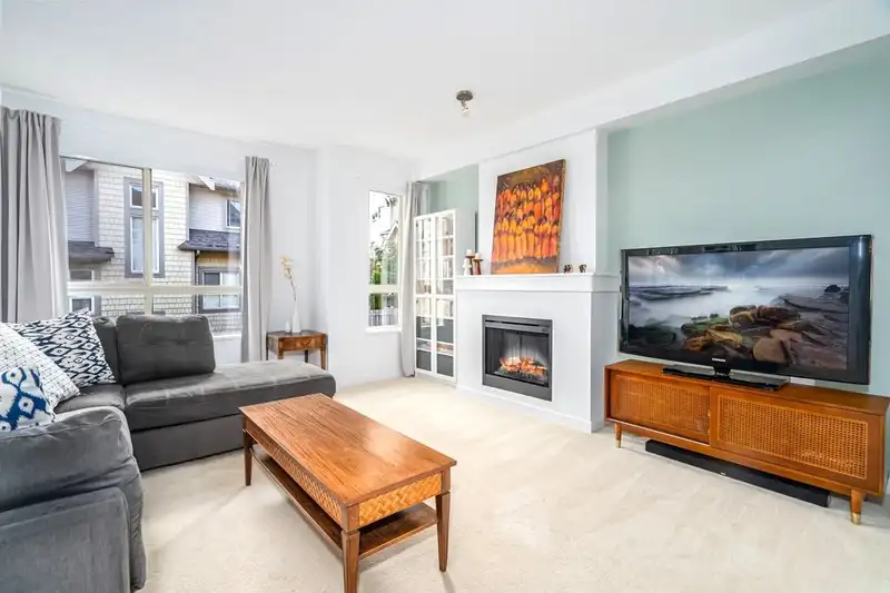 68 2738 158 STREET - photo 1 of 30