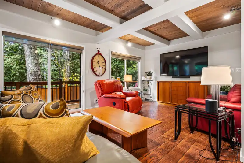 6326 ROCKWELL DRIVE - photo 4 of 40