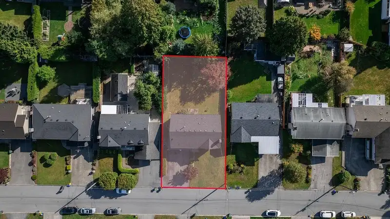 841 JARVIS STREET - photo 3 of 30