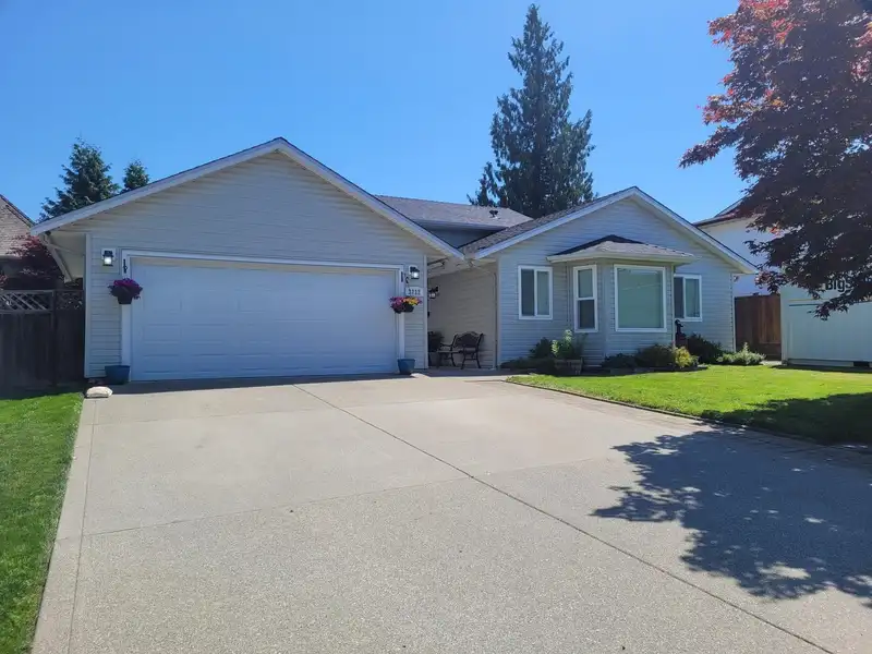 3712 DUNSMUIR WAY - photo 1 of 37
